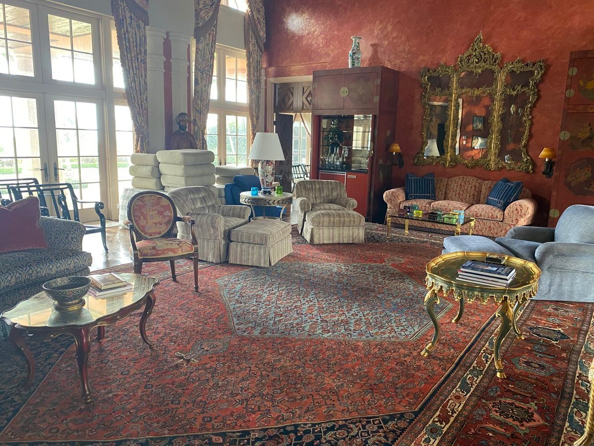 Oriental rug in an elegant South Florida living room